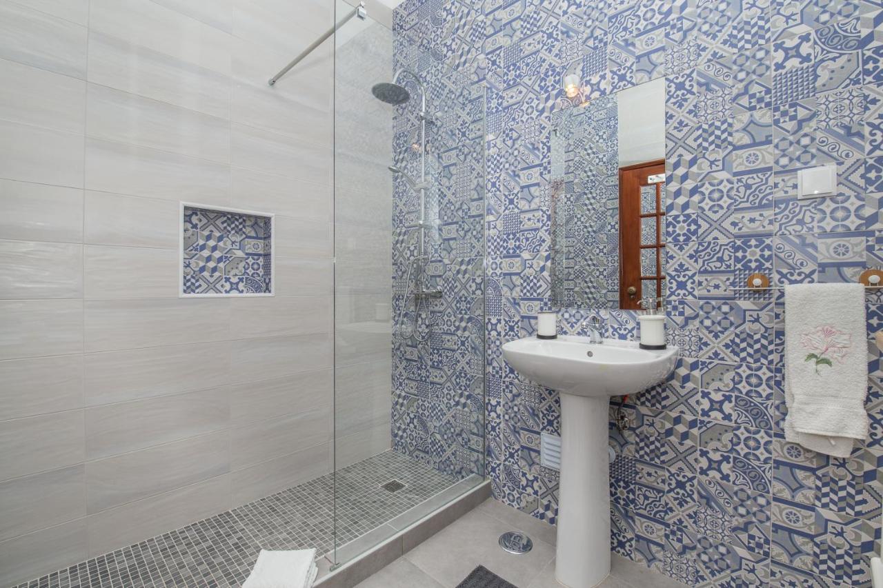 Casa Dos Pais Apartment *